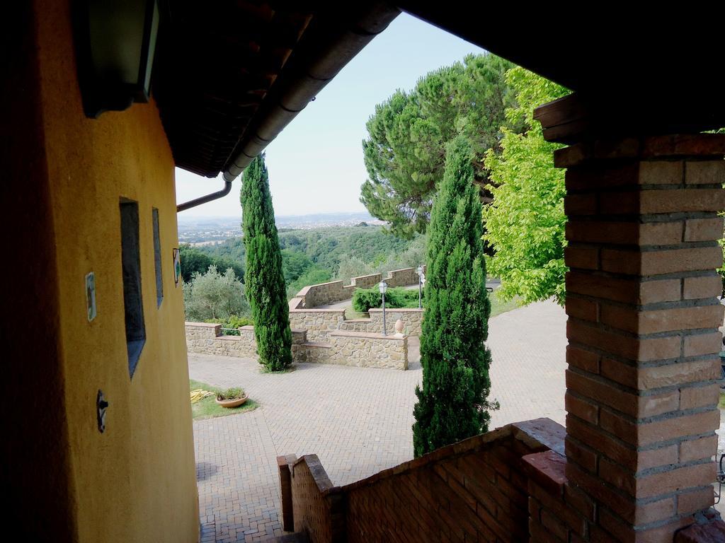 Вилла Il Borgo Di Montereggi Limite Экстерьер фото